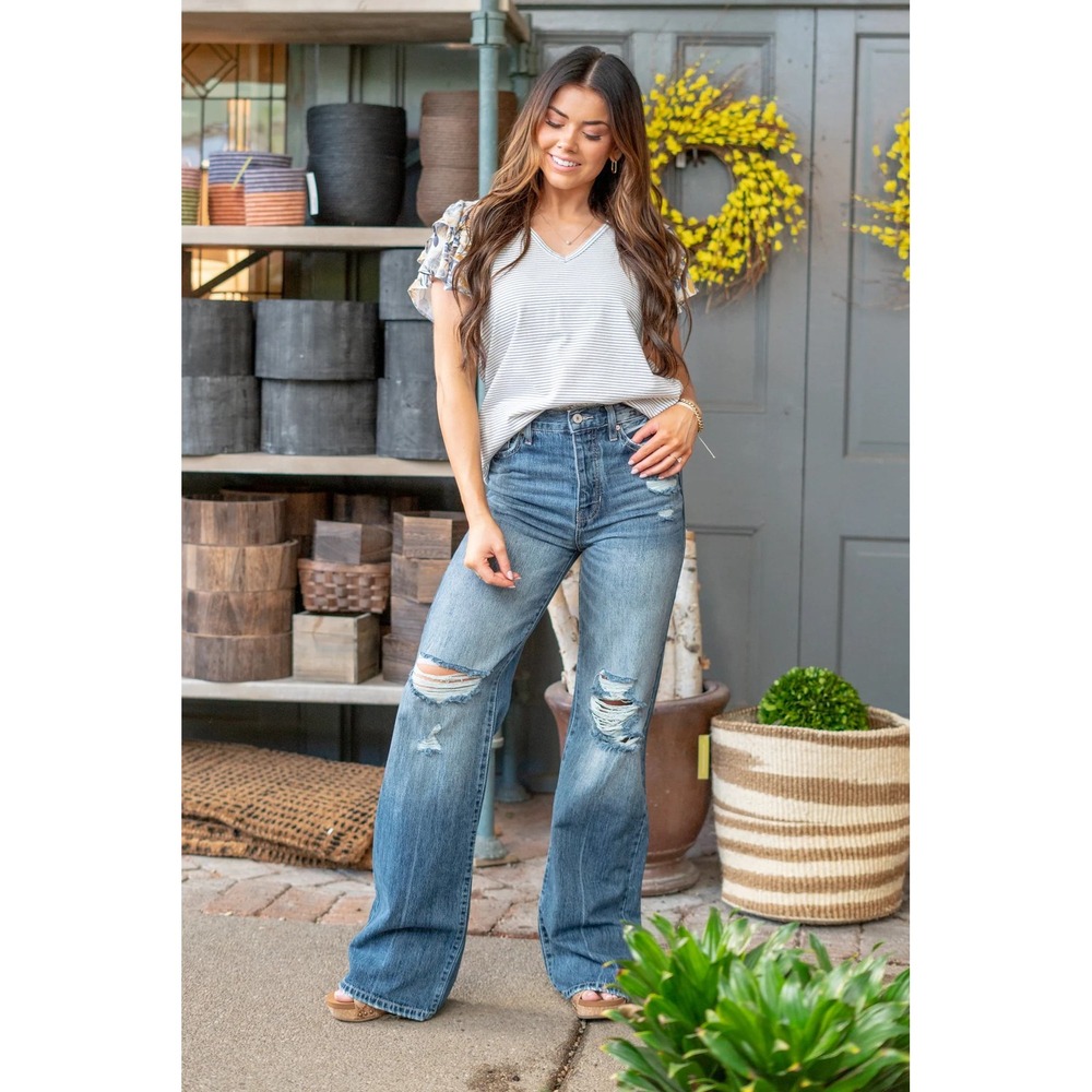 KanCan High Rise Distressed Straight Leg Jeans Medium Wash Button Fly‎ 7/27